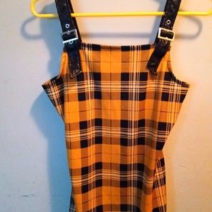 Black yellow dress what's a buckle straps